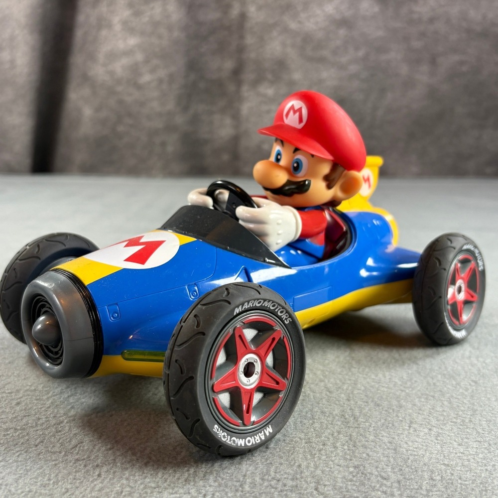 Nintendo Mario Kart 8 Carrera RC Mach 8 Mario Racing Car Blue Yellow 2.4GHz